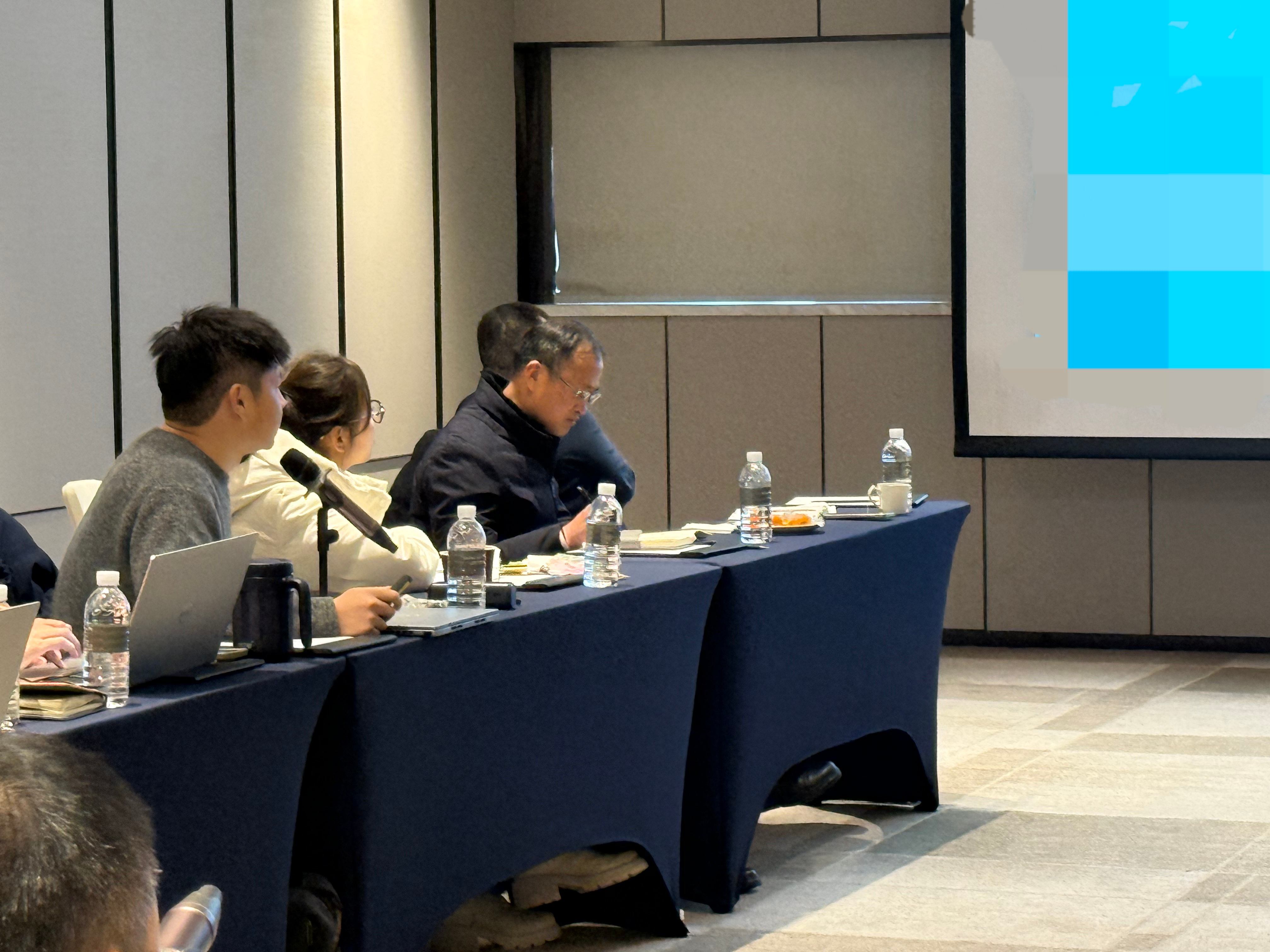 戴(1).jpg 戴(1).jpg